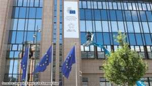 Confruntare dură pe viitorul cadru bugetar: statele frugale solicită o altă propunere din partea Consiliului European